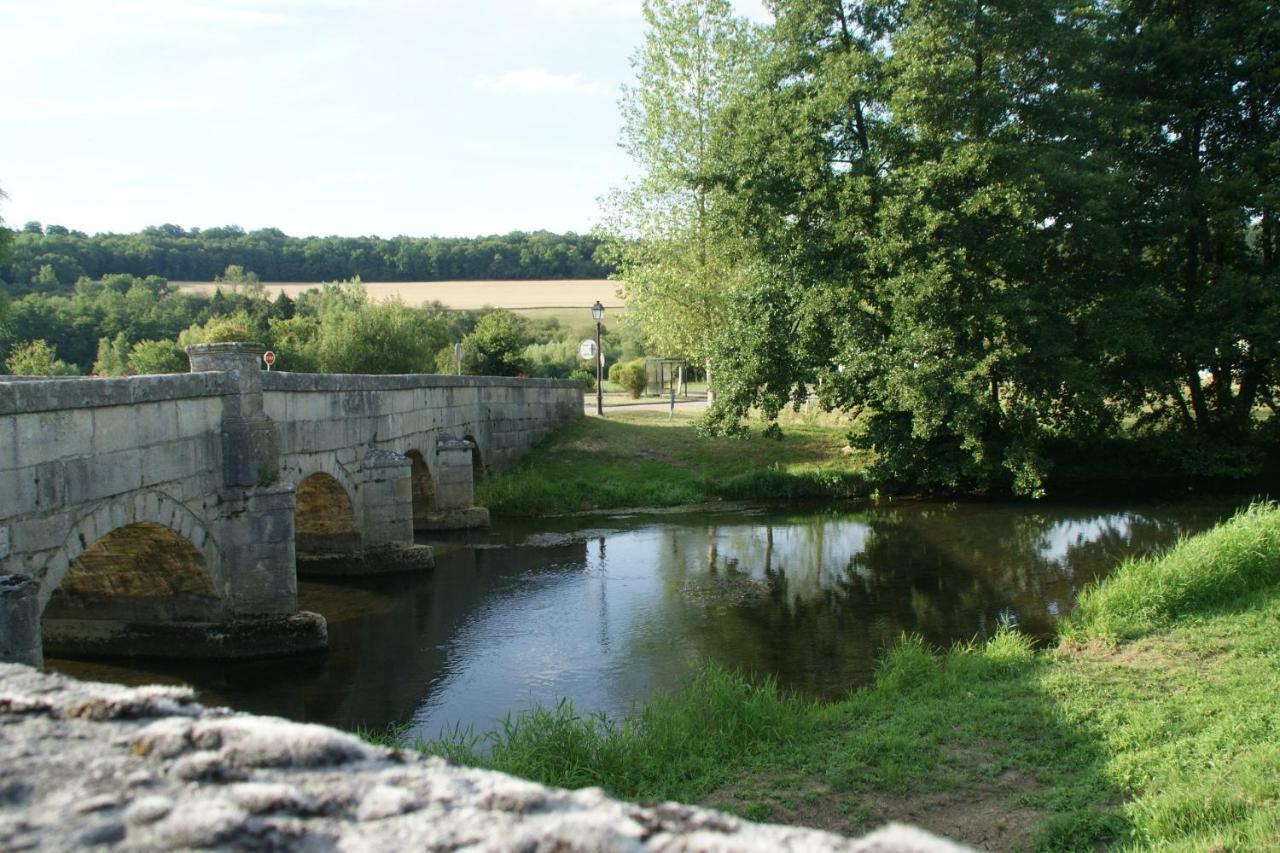 La Goelette Bazincourt-sur-Saulx Exterior foto